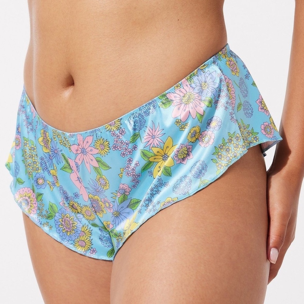 Savage x Fenty | Mod Poppy Silk Tap Short | Small | NEW w Tags